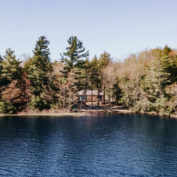Lakeside Haven (Your Cottage Retreat)