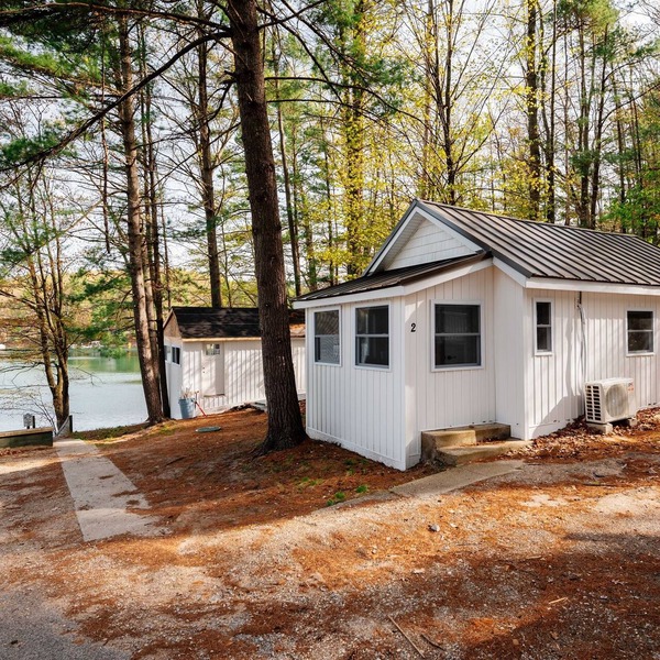 Lakeview-Fishing-Sauna-Hot Tub-SUP Rentals-Near TC