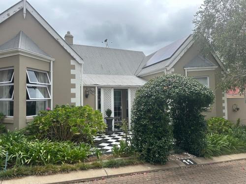 Lalla's Cottage
