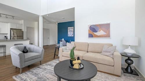 Landing Chic 3BD Gym Pool