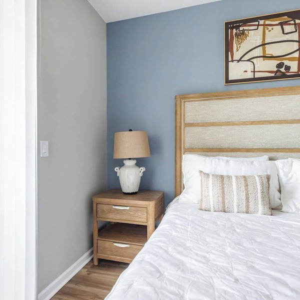 Landing | Modern 1BD, Courtyard, Clubhouse