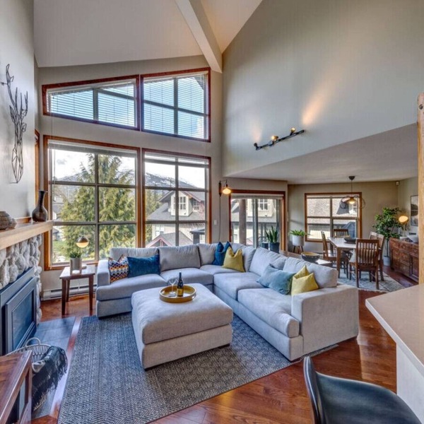 Large 3BD Townhome/Great Views/Hot Tub