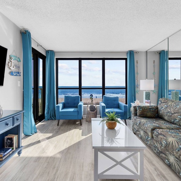 Large 4 bedroom OceanFront!