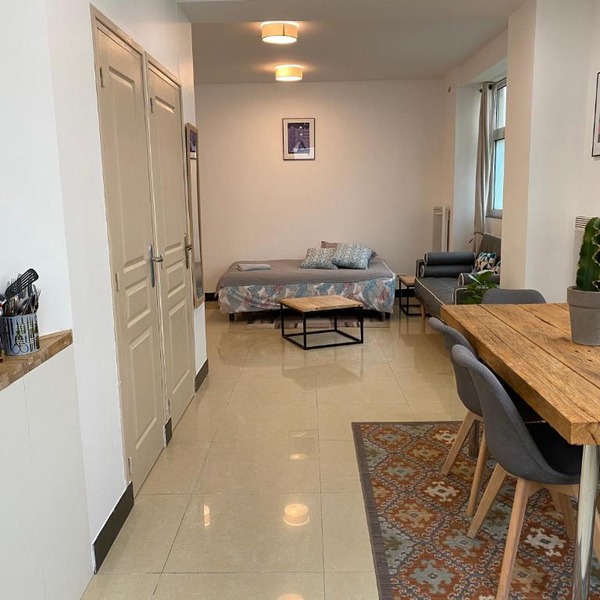 Large and unique souplex 60sqm, well located