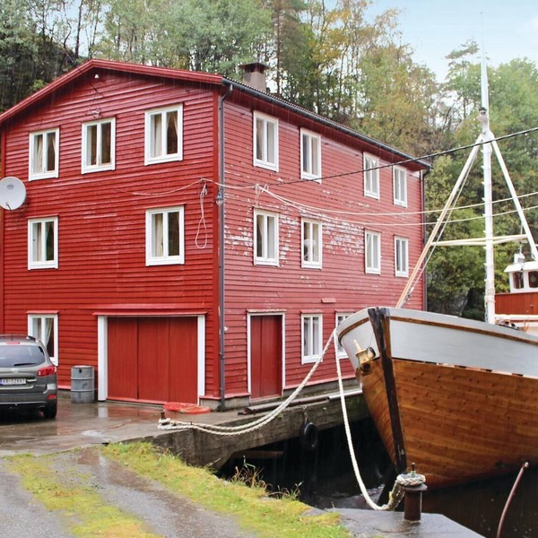 Large boathouse with three vacation apartments (N19683, N19684, N19685).