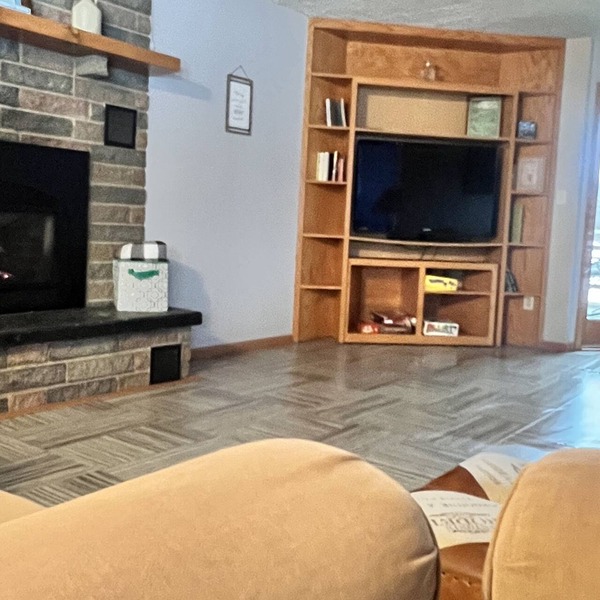 Large Private Fully equipped Suite on the Golf Course close to Many Lakes!