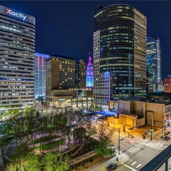 Larimer Square, Parking included, at The Windsor