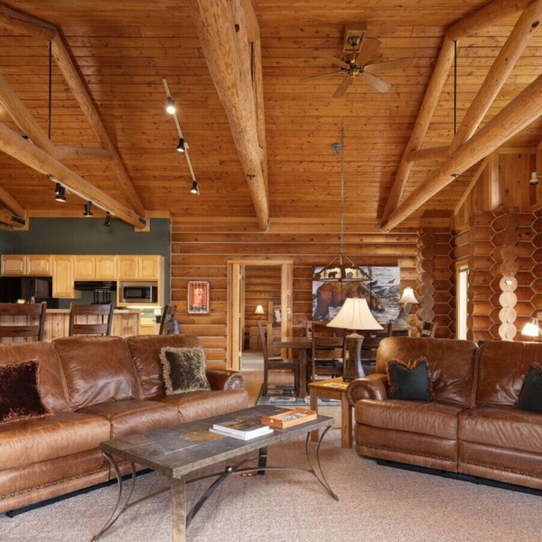 Last Minute Special! Cozy Log Cabin, Views, Hottub