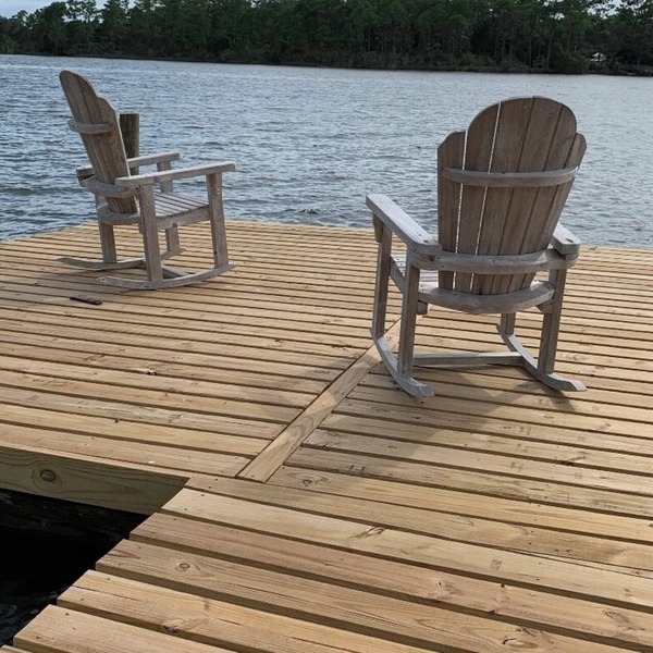 Last Minute Special on Waterfront Retreat! 25% discount 6/14-6/19
