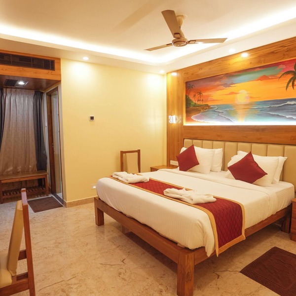 Le Kumar Residency