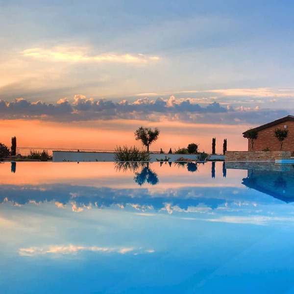 Le Orchidee Luxury Country Villa with pool just minutes from the Riviera
