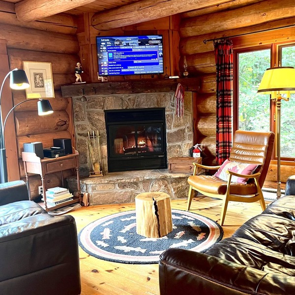 Le Rustic Chic Cottage