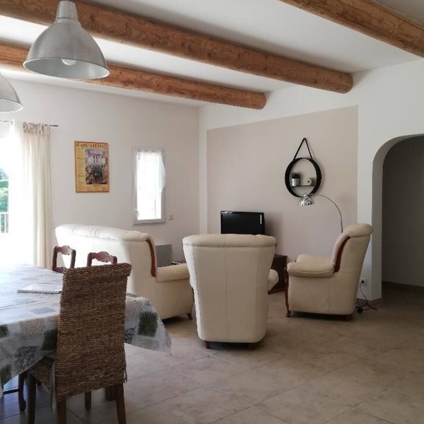 Le songe des Lavandes PMR swimming pool charging station Holiday villa in Provence