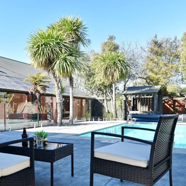 Leithfield Beach - Room to spread out with inground pool