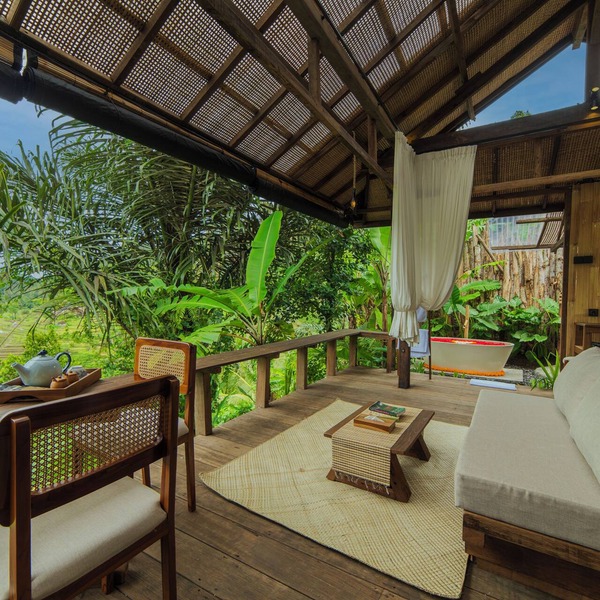 LeLangit Eco Cabin