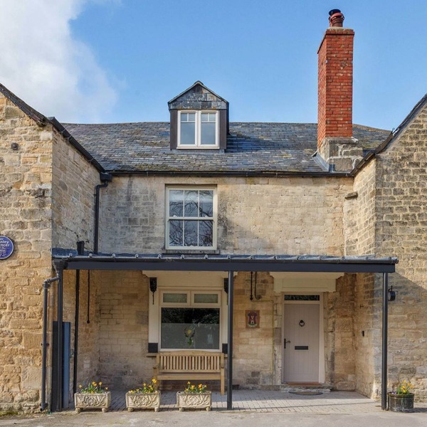 Leonard House - Luxury Cottages
