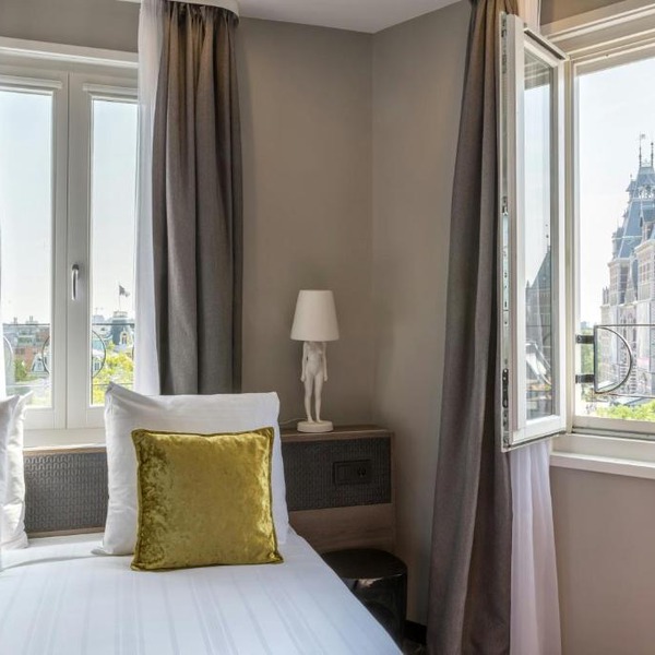 Leonardo Hotel Amsterdam Museum Quarter