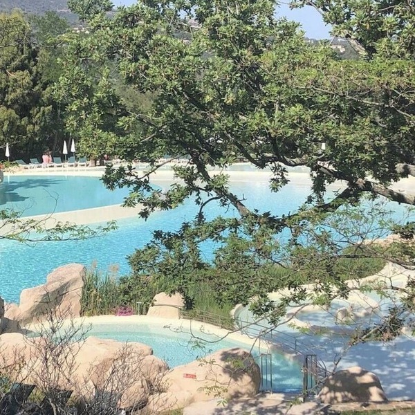 Les Restanques du Golfe de Saint-Tropez, 1600m2 water park, wave pool