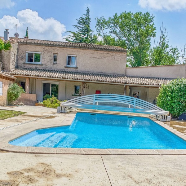 Les Vignes de Carcassonne 4* - Piscine et clim