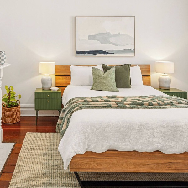 Light-Filled North Perth Stay | Walk to Cafes | Stylish & Central