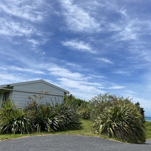Loboski Ocean Retreat