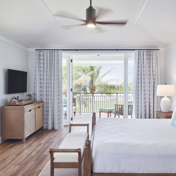 Located at Eclipse Ocean View Room - Patio or Balcony King or double bds