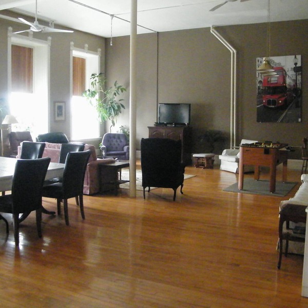Loft Apartment, Down town core of Gananque