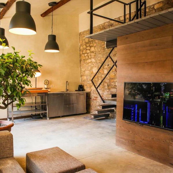 Loft In The Courtyard