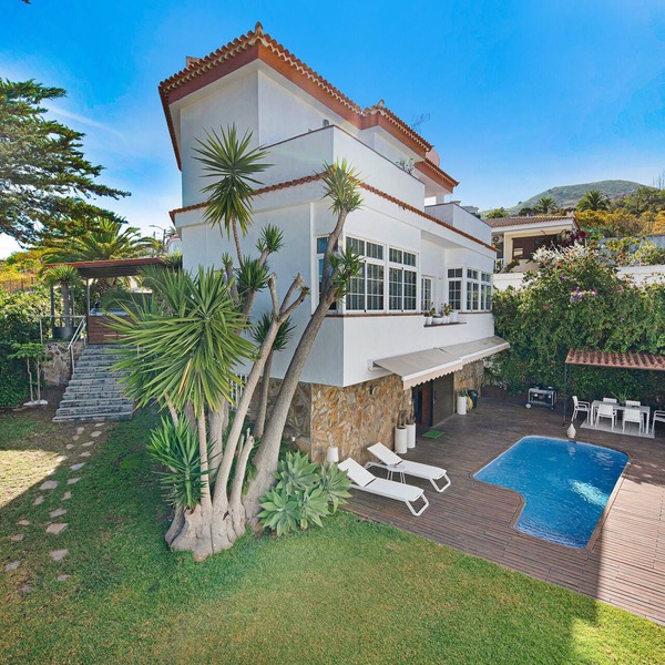 "Loft la Matanza" with Sea View, Mountain View, Pool, Terrace & Garden
