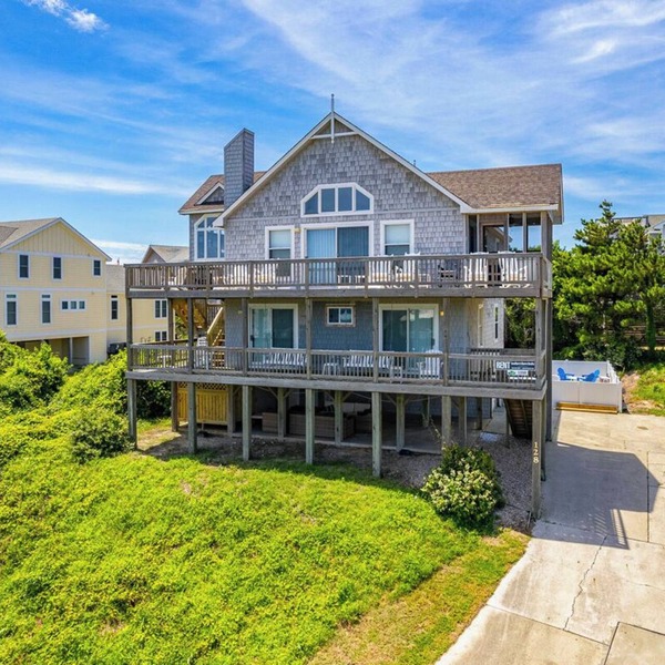 Lofty View ☀️ Semi-Oceanfront 4 BR home, Dog-Frendly 🐕 & Private Pool