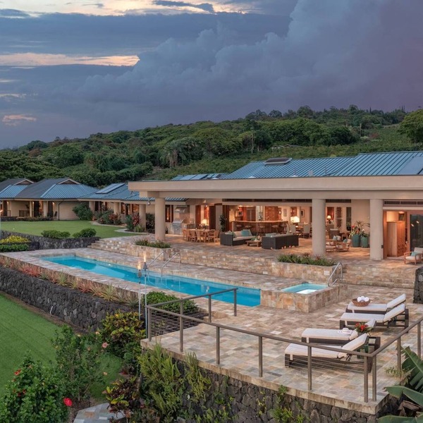 Lokahi Orchards: Spacious 5BR home in Holualoa, HI