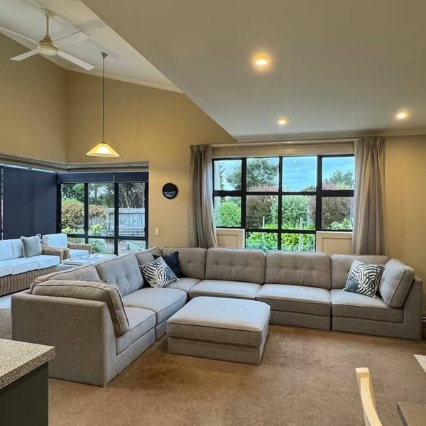 Long Beach Seaside Retreat