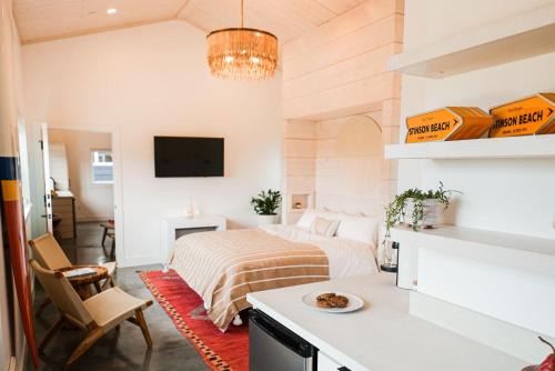 Longboard Studio and Funboard Room includes King Bed and Kitchenette plus King Murphy and Mini Kitchenette