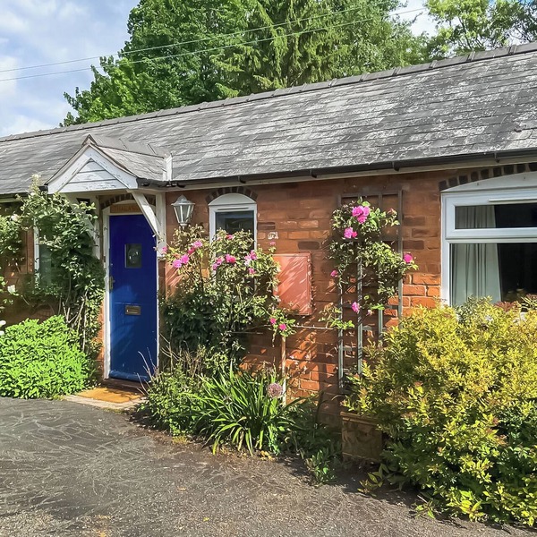 Looking for a romantic escape in Herefordshire’s rolling countryside.