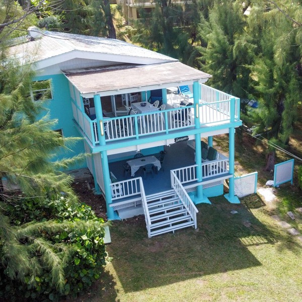 LORRAINE UNIT B -Beautiful 2 Bedroom 2 Bathroom Beach Apartment in Cattlewash