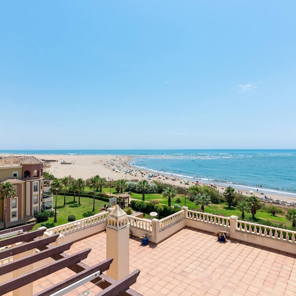 Los Cisnes Penthouse - Haraganes Beach HLHC146P86
