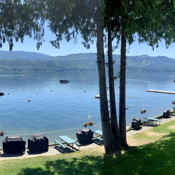 Lovely Lakeside Condo w/ Buoy, Kitchen & Balcony