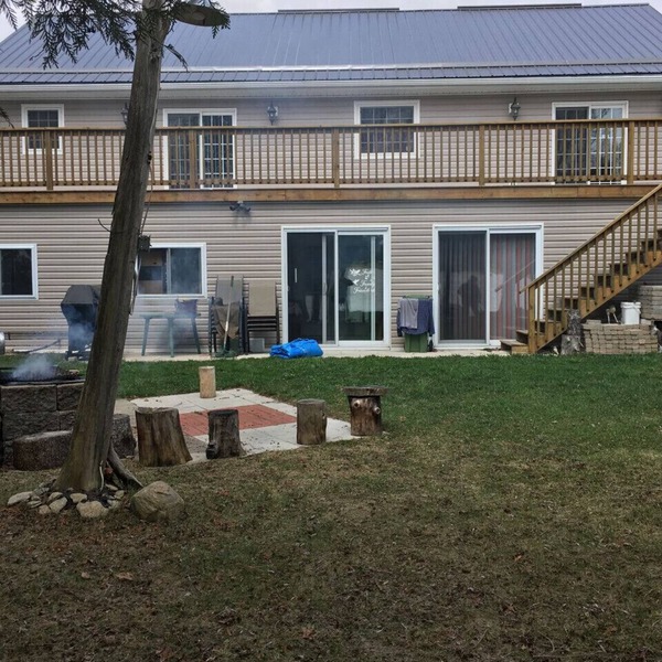 LOWER LEVEL COTTAGE/HOME ON CANAL LAKE FOR RENT