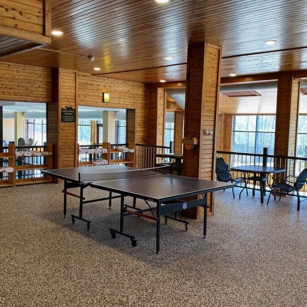 Lutsen Escape | Spacious deck n` Grill Townhome
