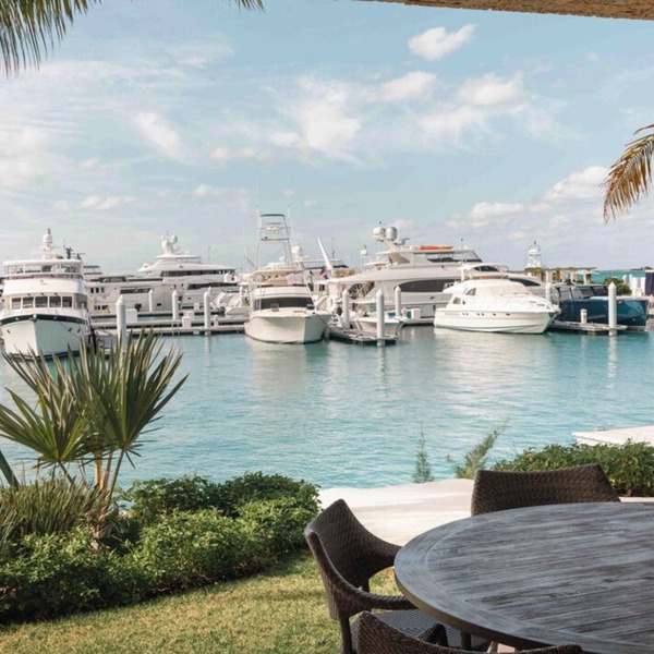 Lux Waterfront Cottage in Exclusive Briland Club w/Marina, Beach, Pickleball