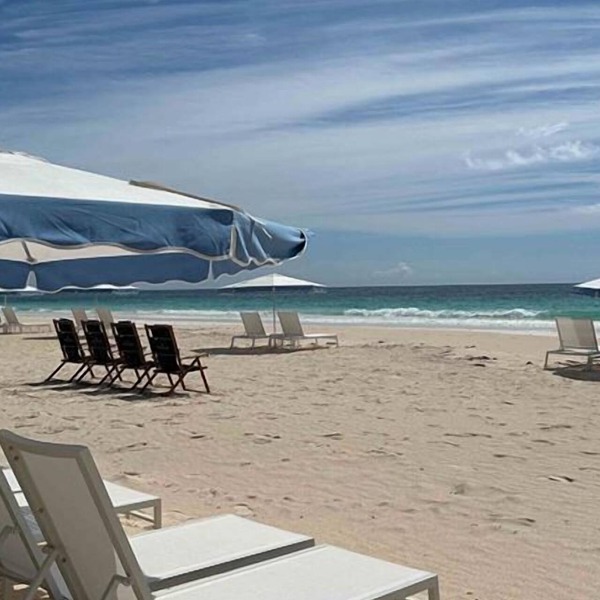 Lux Waterfront Cottage in Exclusive Briland Club w/Marina, Beach, Pickleball