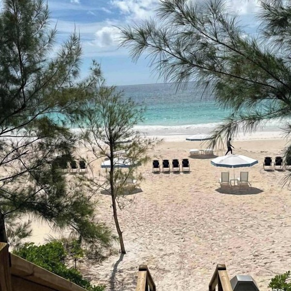 Lux Waterfront Cottage in Exclusive Briland Club w/Marina, Beach, Pickleball