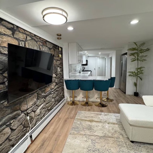Luxe 1BR Oasis - Prime NY Stay