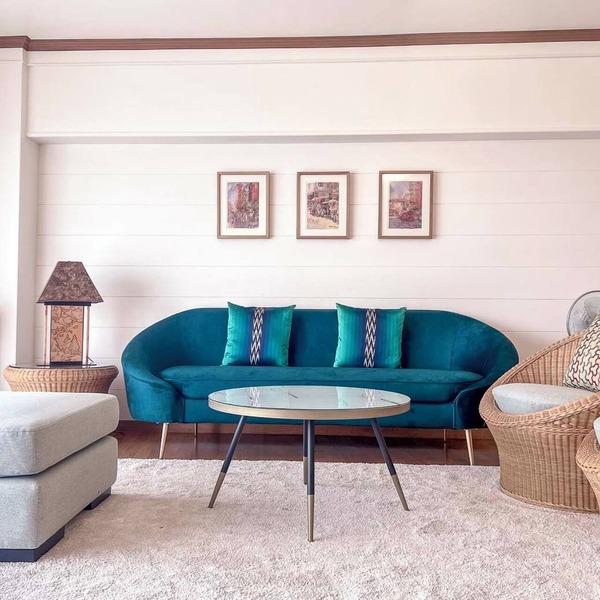Luxe 2 BR Apartment in Nimman Area. Cable TV and Fibre Internet