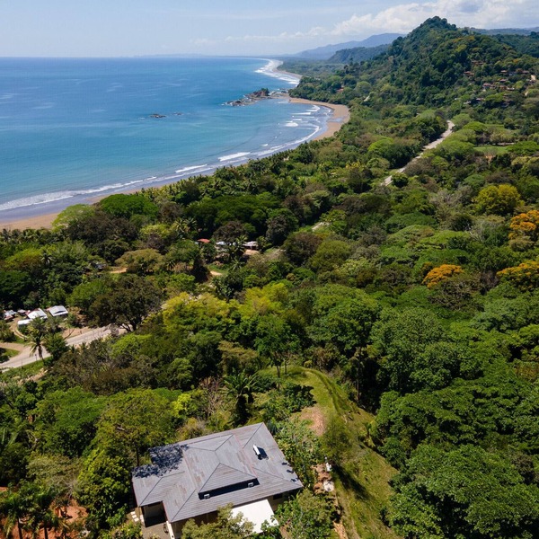 Luxe 4 Bdrm Villa w/Epic OceanView & Infinity Pool