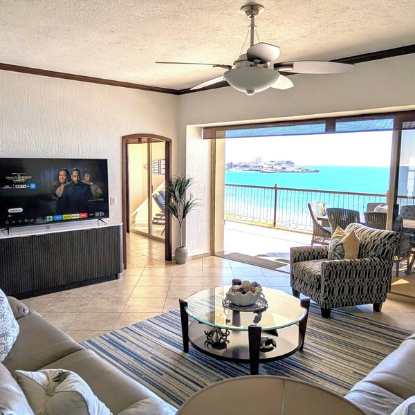 Luxe Beachfront 2BR Condo - Stunning Views & Premium Upgrades - Recently Updated