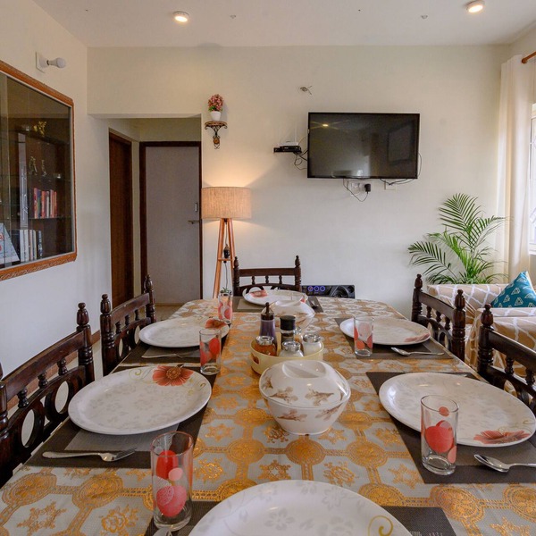 Luxe Family Villa with Wi-Fi, 5 mins from Tourist Attractions!