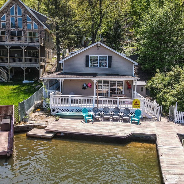 Luxe Lakefront Haven Twin Cottages with Lake Access