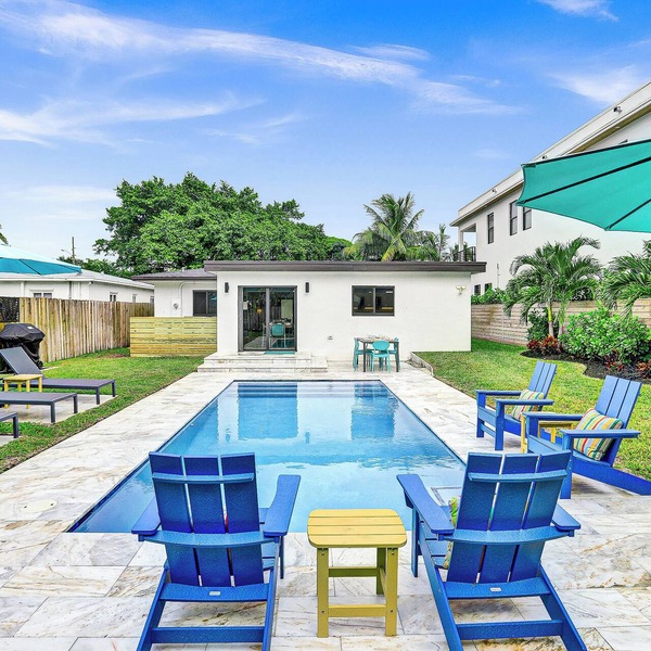 Luxe-modern heated pool home near FTL Beach, Las Olas Blvd & Wilton Manors