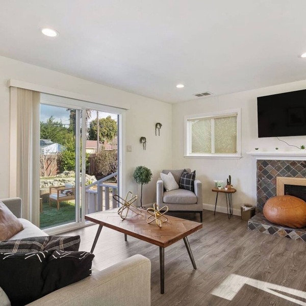 Luxo Stays |Beach Time| 3bd2ba #quiet #freeway
